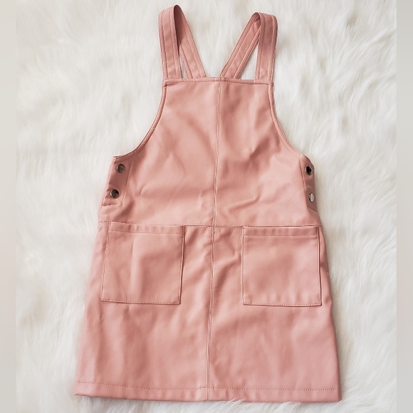 👗 Girls Faux Leather Pinafore Dress - Picture 1 of 6